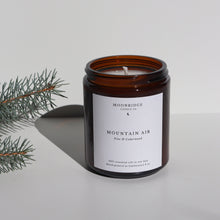 Load image into Gallery viewer, Mountain Air Pine &amp; Cedar Candle
